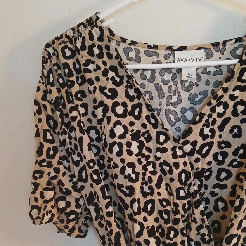 Ava & Viv  Leopard Print Blouse - Wrap Design - Picture 5 of 11